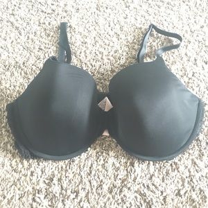 Brand new Victoria’s Secret bra 38DD black